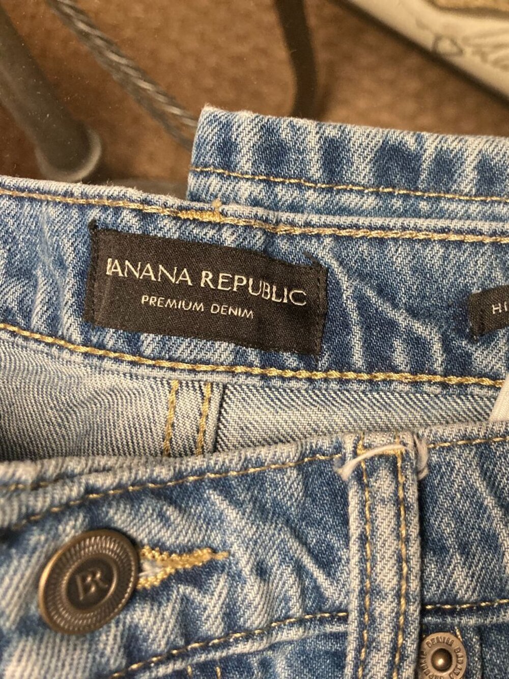 Banana Republic High Rise Relaxed Boot Cut Jean 26 Long Inseam - Picture 7 of 8